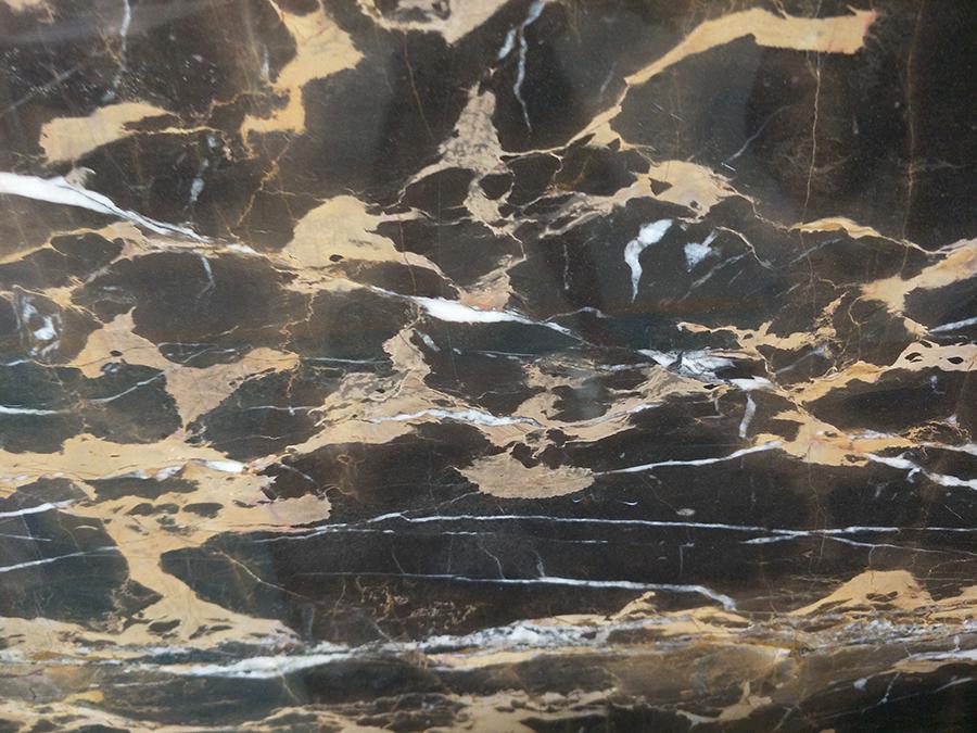 新意大利黑金花