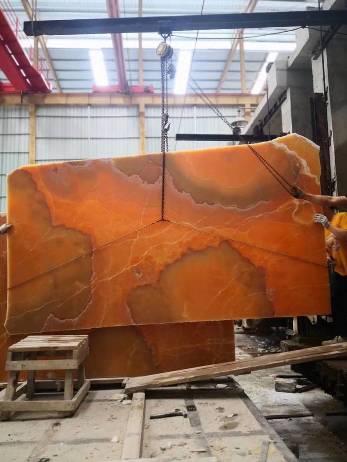 黄玉—玛瑙玉专场供应，4公分厚板-雕刻