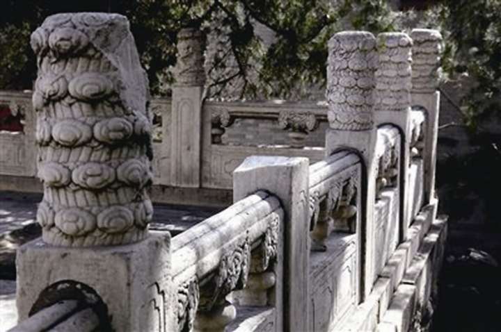 颐和园石雕护栏