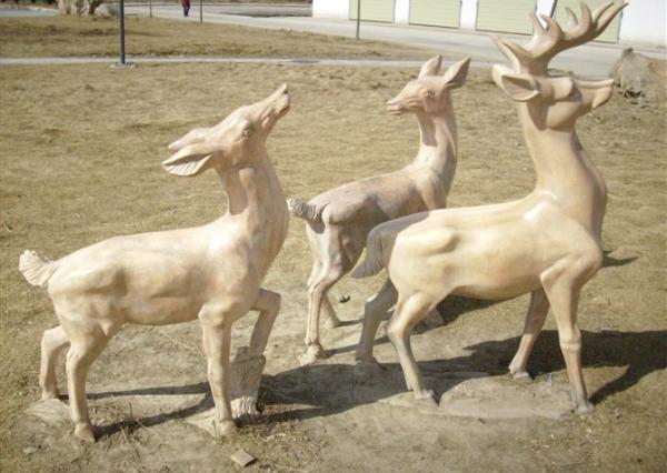 石雕长颈鹿_鹿雕塑(图片)